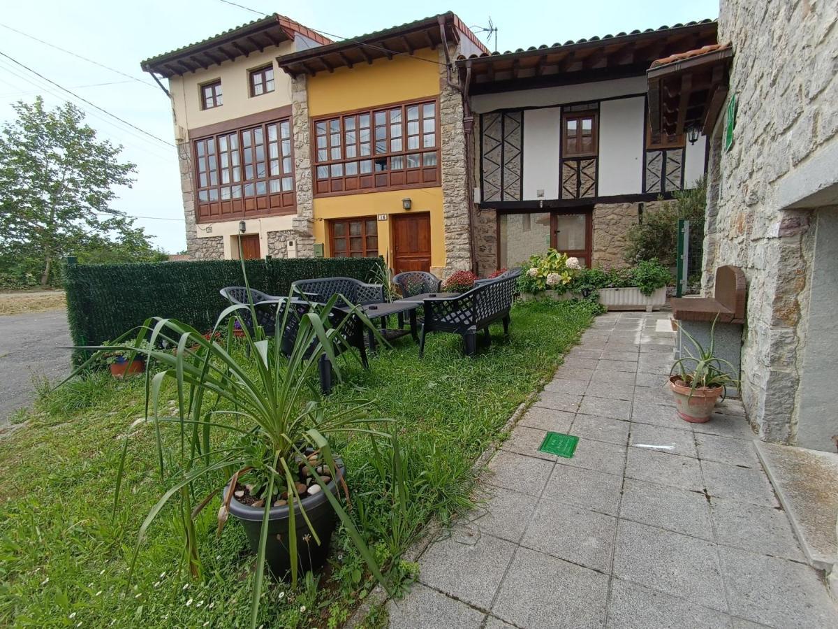 Romantico Acogedor Apartamento En Llanes Exterior photo